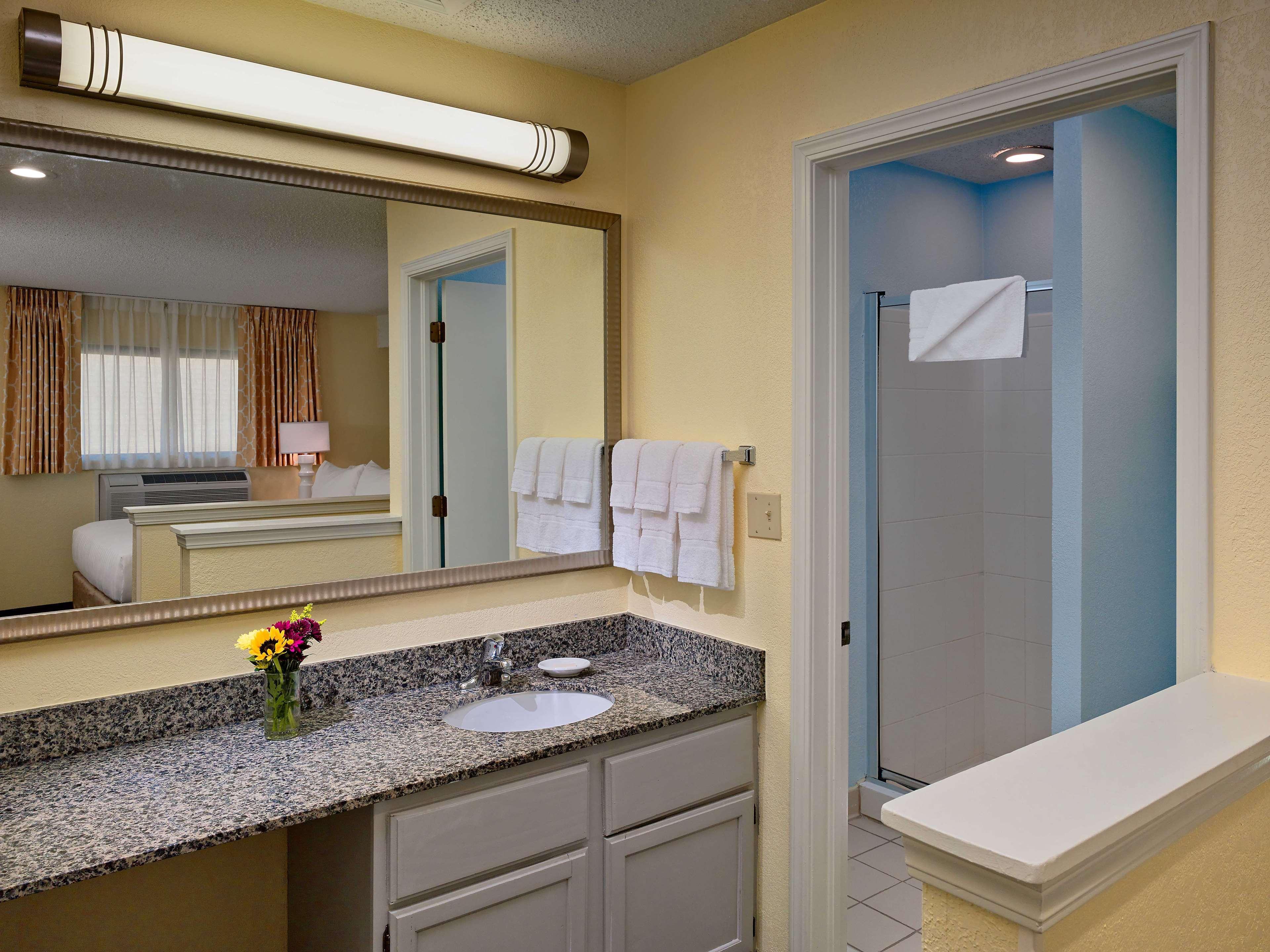 Sonesta Simply Suites Memphis East Poplar Pike Εξωτερικό φωτογραφία