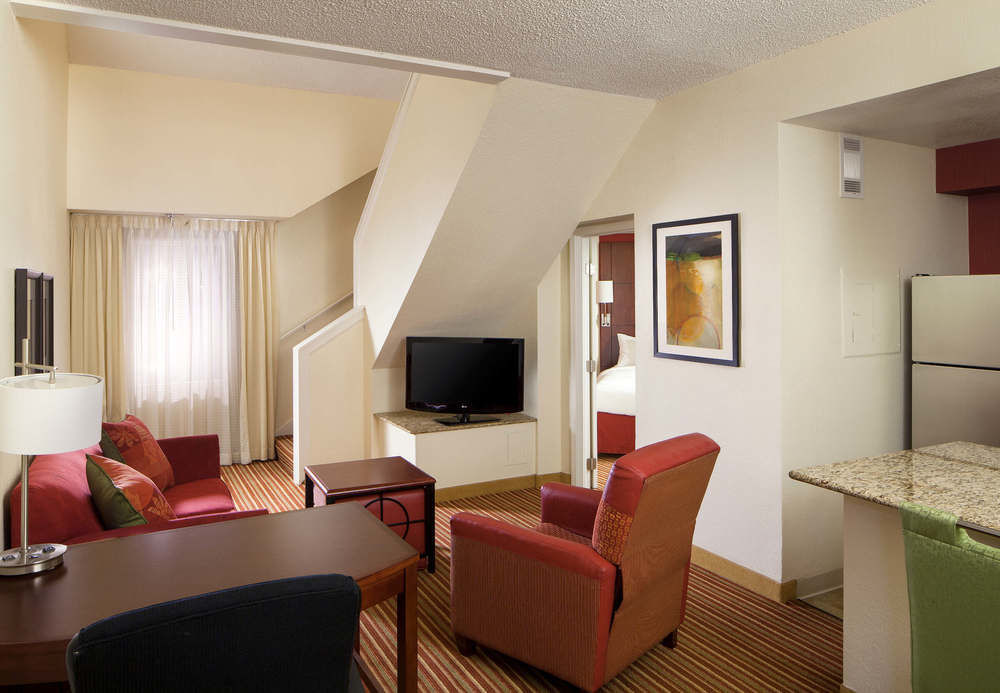 Sonesta Simply Suites Memphis East Poplar Pike Εξωτερικό φωτογραφία