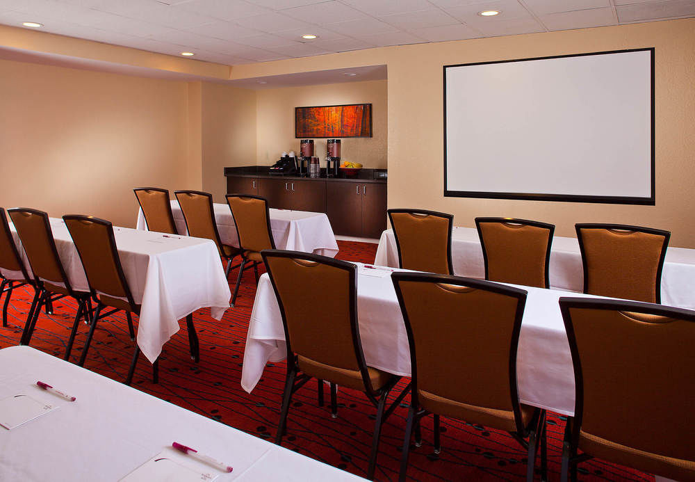 Sonesta Simply Suites Memphis East Poplar Pike Εξωτερικό φωτογραφία